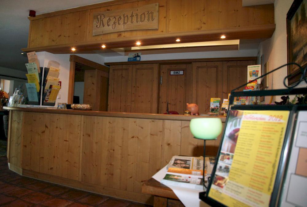 Trip Inn Landhotel Krone Roggenbeuren Kültér fotó