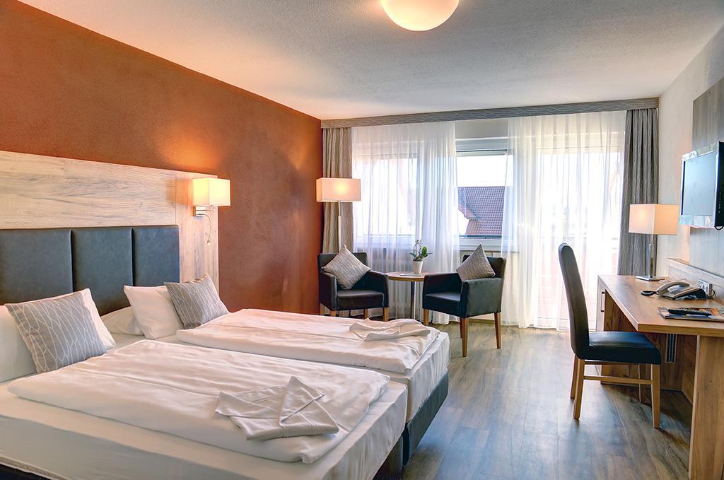 Trip Inn Landhotel Krone Roggenbeuren Kültér fotó