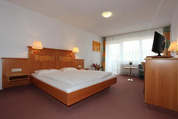 Trip Inn Landhotel Krone Roggenbeuren Szoba fotó
